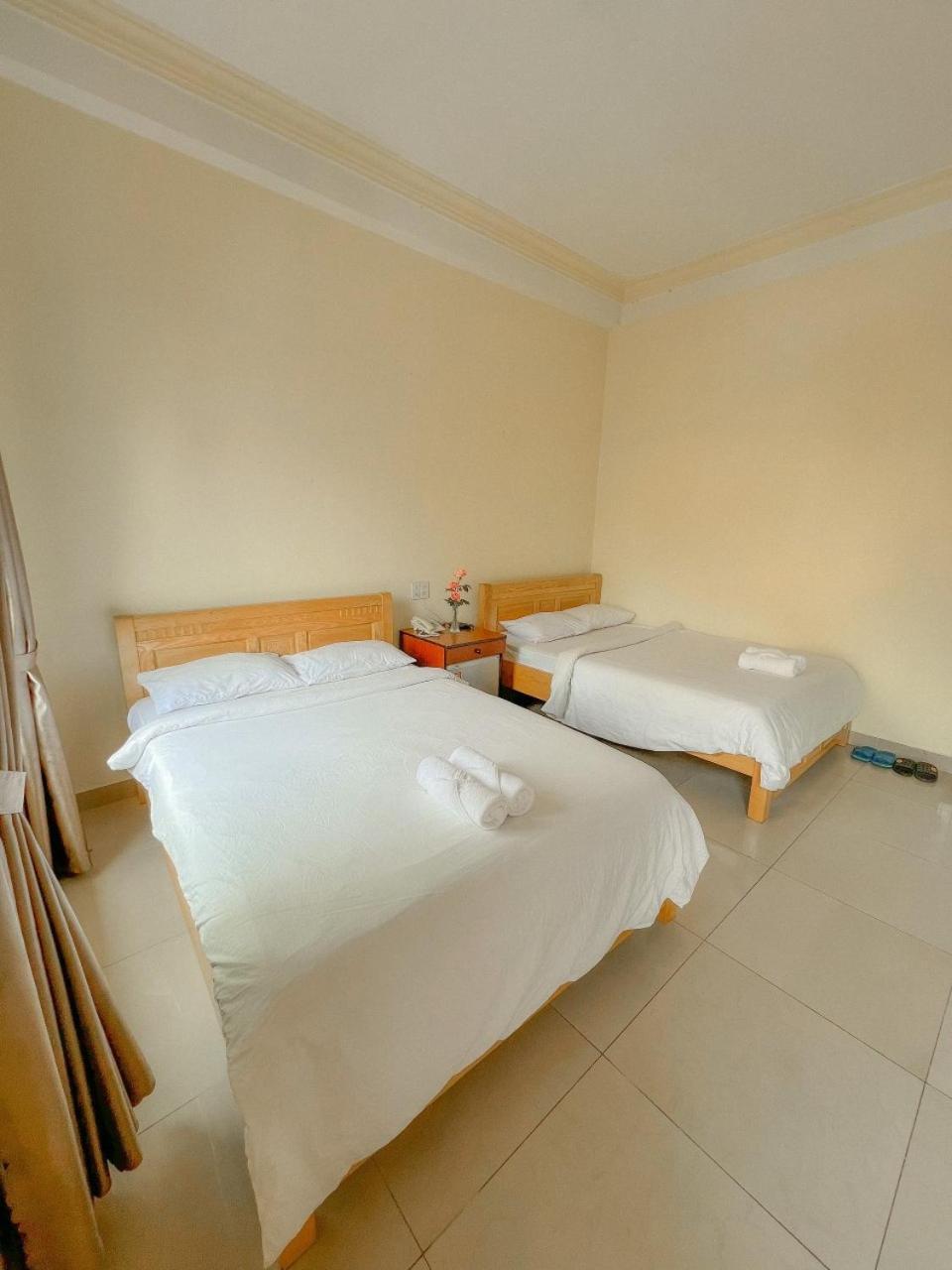 Hoa Lan Hotel Da Lat Exterior photo